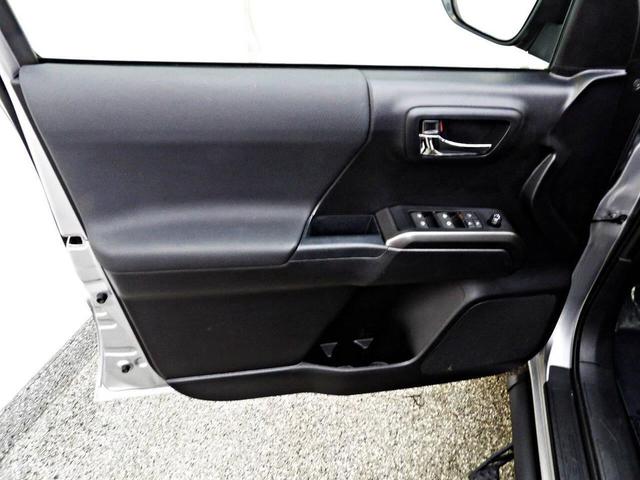 Photo of 2021 Gray Toyota Tacoma