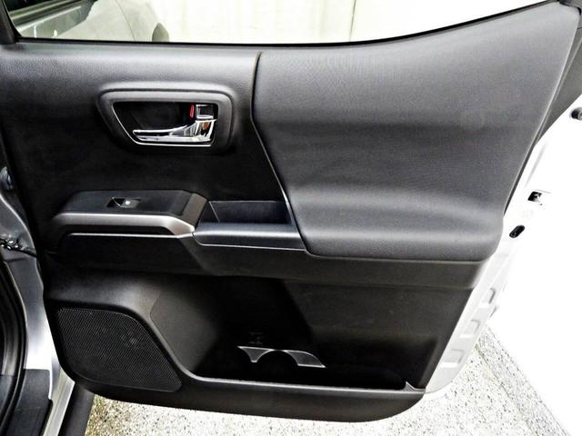 Photo of 2021 Gray Toyota Tacoma
