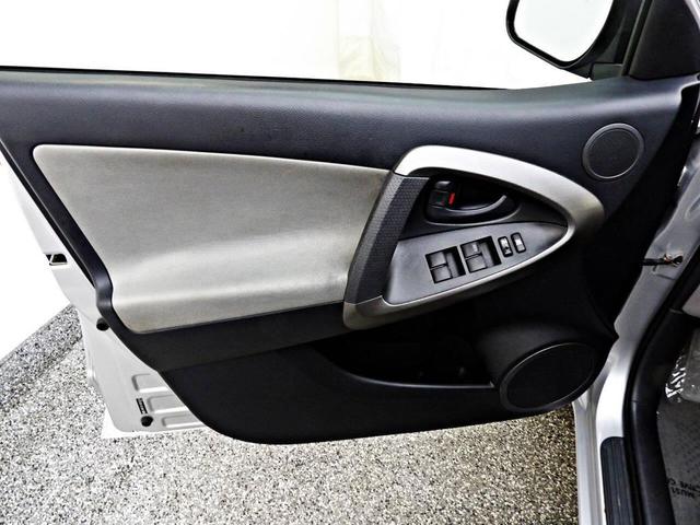 Photo of 2010 Silver Toyota RAV4