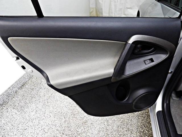 Photo of 2010 Silver Toyota RAV4