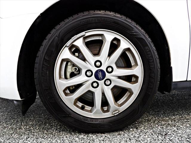 Photo of 2020 White Ford Transit Connect