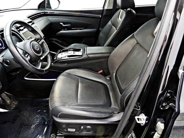 Photo of 2022 Black Hyundai TUCSON