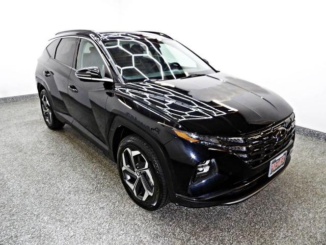 Photo of 2022 Black Hyundai TUCSON