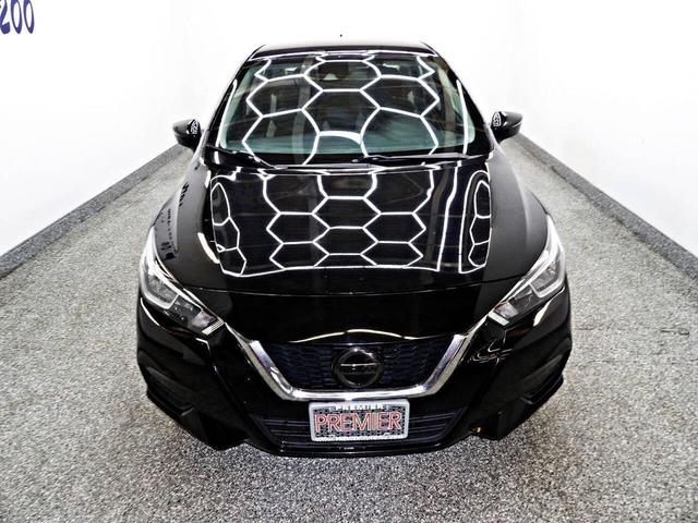 Photo of 2021 Black Nissan Versa