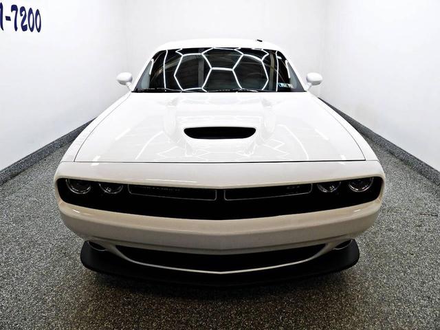 Photo of 2020 White Dodge Challenger