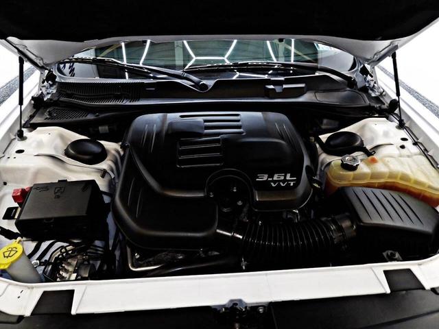 Photo of 2020 White Dodge Challenger