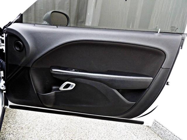 Photo of 2020 White Dodge Challenger