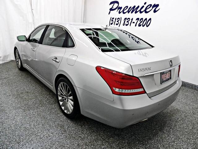 Photo of 2014 Silver Hyundai Equus