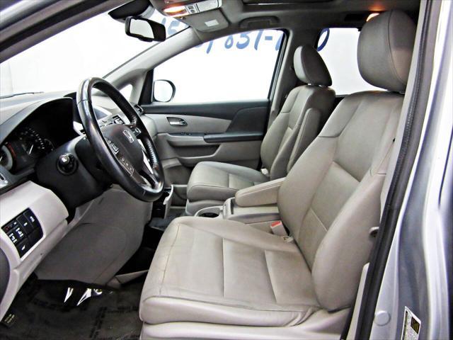 Photo of 2017 Silver Honda Odyssey