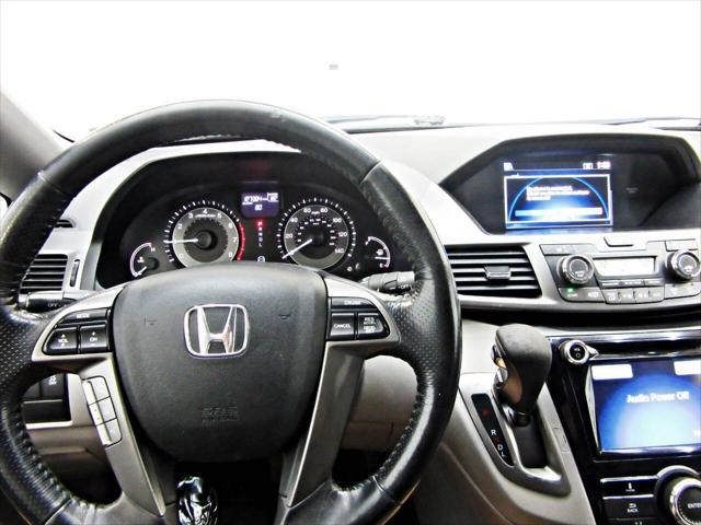 Photo of 2017 Silver Honda Odyssey