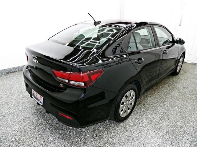 Photo of 2018 Black Kia Rio