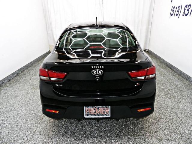 Photo of 2018 Black Kia Rio