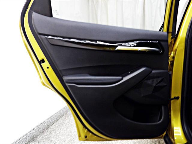 Photo of 2021 Yellow Kia Seltos