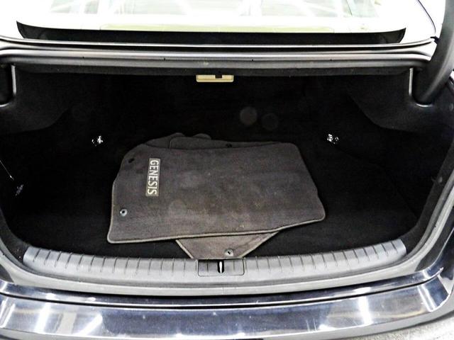 Photo of 2018 Black Genesis G80