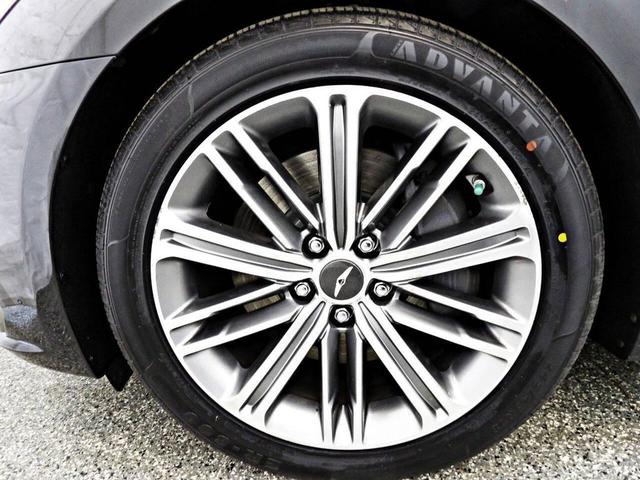 Photo of 2018 Black Genesis G80