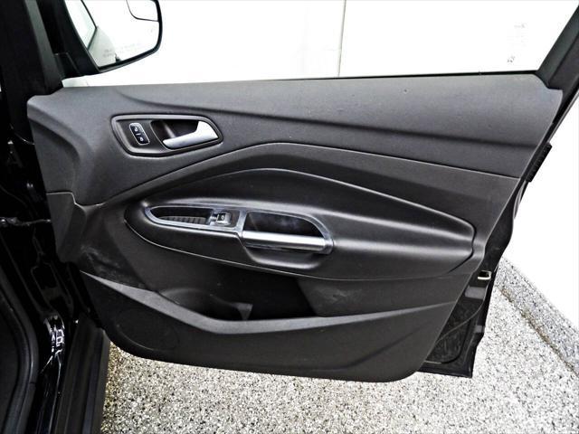 Photo of 2017 Black Ford C-Max Energi