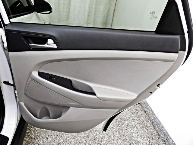Photo of 2020 White Hyundai TUCSON