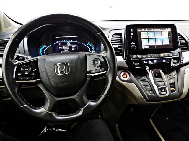 Photo of 2018 Maroon Honda Odyssey