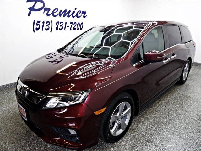 Photo of 2018 Maroon Honda Odyssey