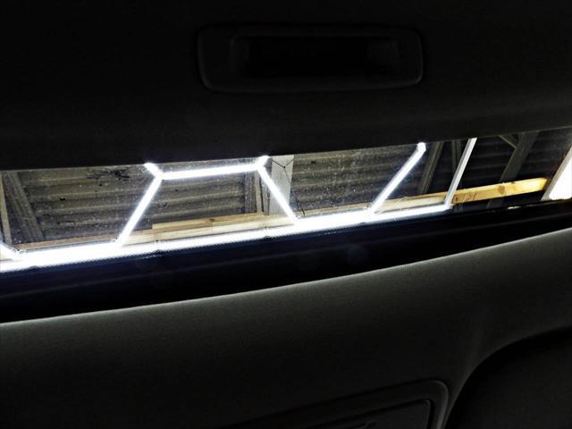 Photo of 2018 Maroon Honda Odyssey