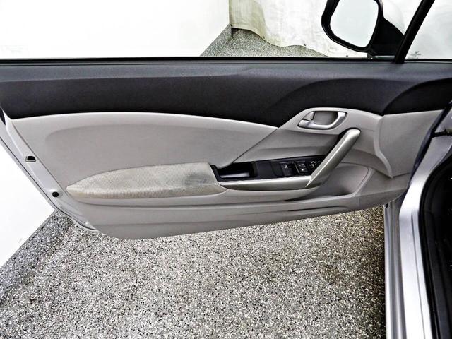 Photo of 2012 Silver Honda Civic