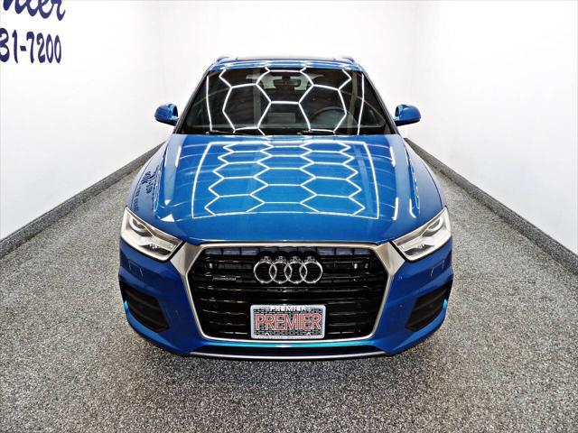 Photo of 2017 Blue Audi Q3