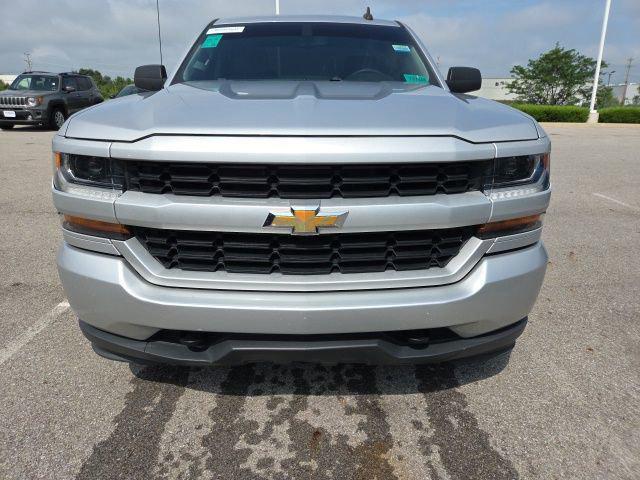 Photo of 2018 Silver Ice Metallic Chevrolet Silverado 1500