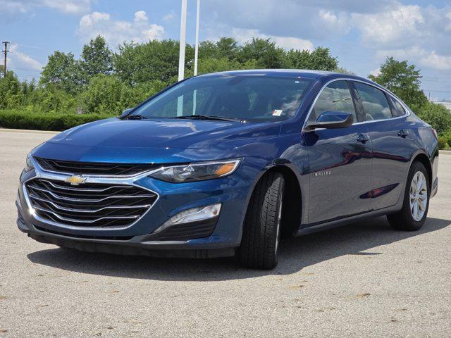 Photo of 2019 Pacific Blue Metallic Chevrolet Malibu