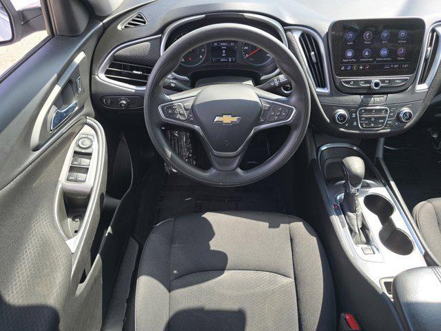 Photo of 2023 Summit White Chevrolet Malibu