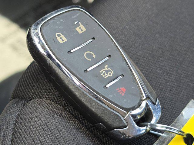 Photo of 2023 Summit White Chevrolet Malibu