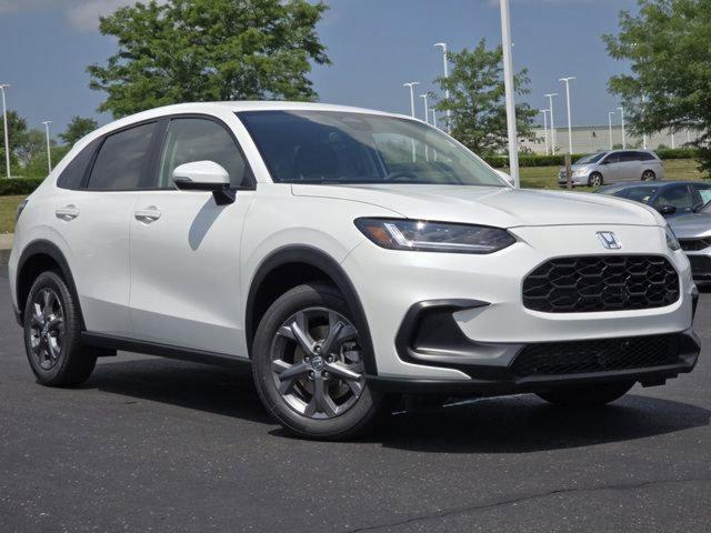 Photo of 2026 Platinum White Pearl Honda HR-V