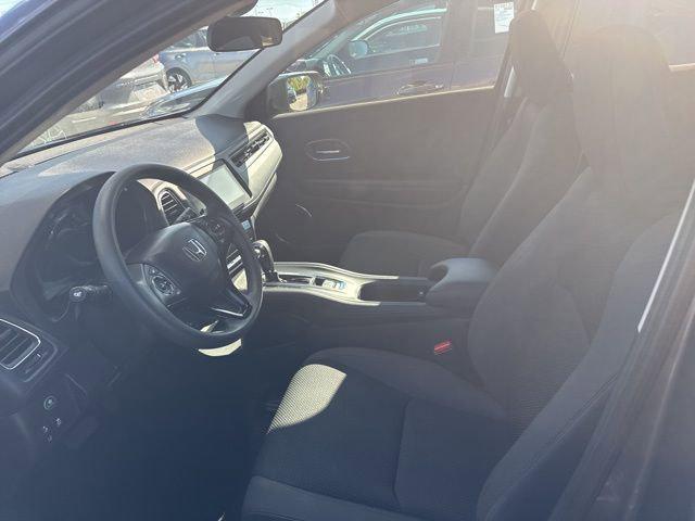 Photo of 2019 Modern Steel Metallic Honda HR-V