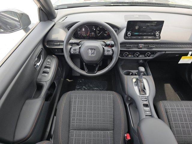 Photo of 2025 Crystal Black Pearl Honda HR-V