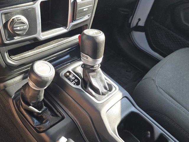 Photo of 2021 Bright White Clearcoat Jeep Wrangler Unlimited