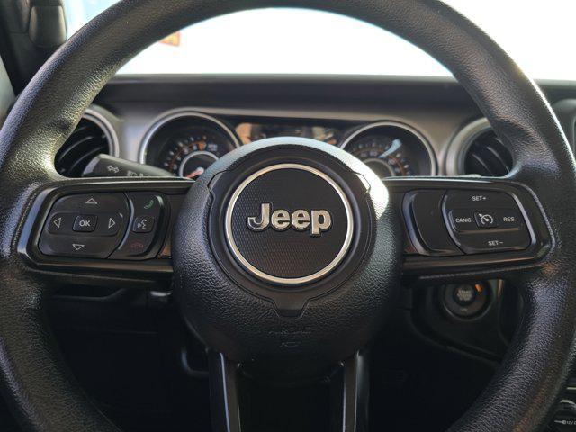 Photo of 2021 Bright White Clearcoat Jeep Wrangler Unlimited