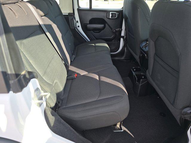 Photo of 2021 Bright White Clearcoat Jeep Wrangler Unlimited