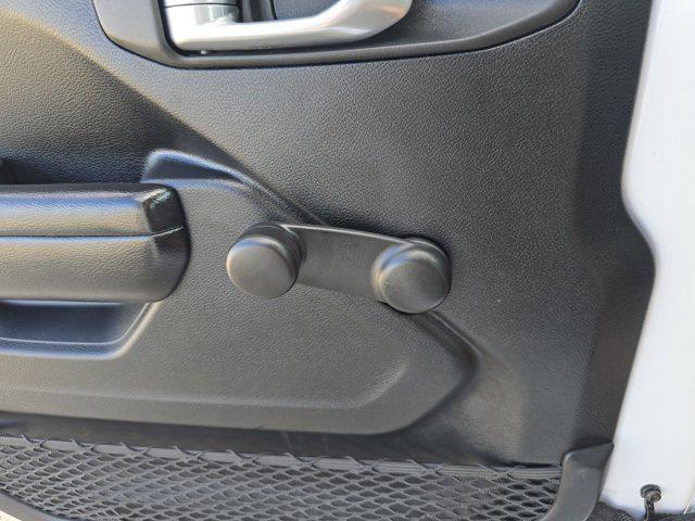 Photo of 2021 Bright White Clearcoat Jeep Wrangler Unlimited
