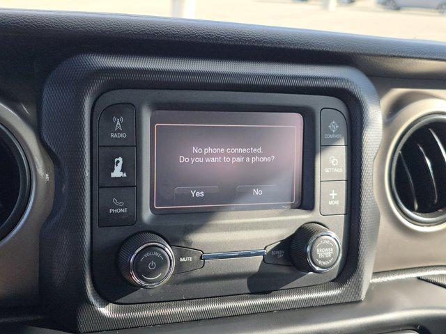 Photo of 2021 Bright White Clearcoat Jeep Wrangler Unlimited