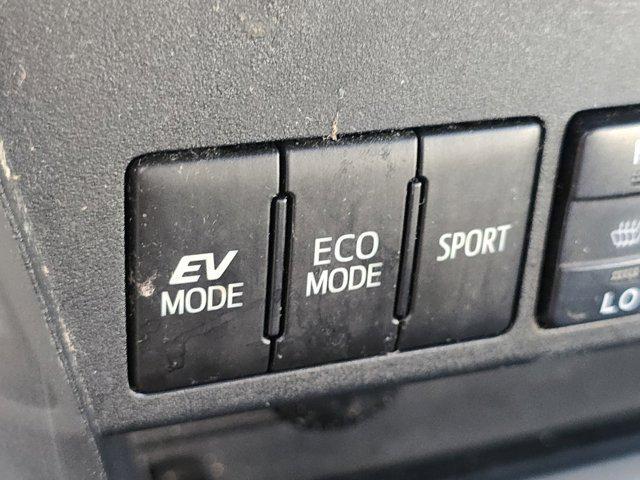 Photo of 2017 Galactic Aqua Mica Toyota RAV4 Hybrid
