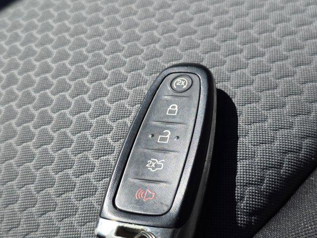 Photo of 2019 Lightning Blue Ford Escape