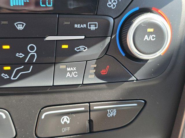 Photo of 2019 Lightning Blue Ford Escape