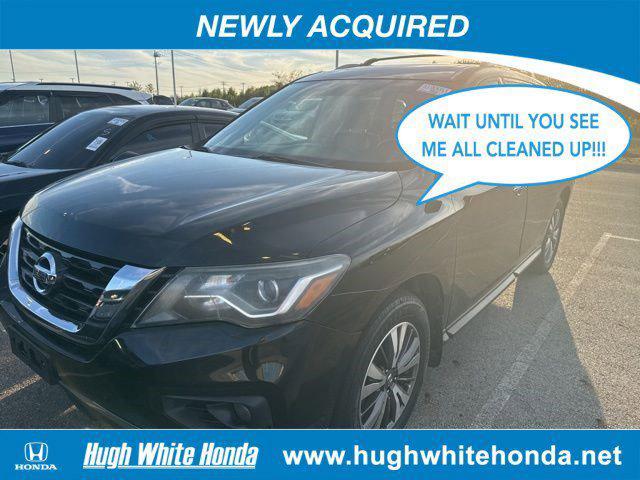 Photo of 2017 Magnetic Black Metallic Nissan Pathfinder