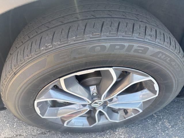 Photo of 2022 Sonic Gray Pearl Honda CR-V
