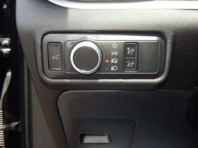 Photo of 2022 Agate Black Metallic Ford Explorer