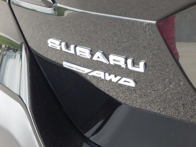 Photo of 2023 Crystal Black Silica Subaru Outback