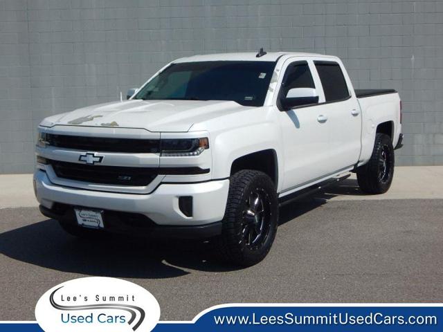 Photo of 2017 Iridescent Pearl Tricoat Chevrolet Silverado 1500