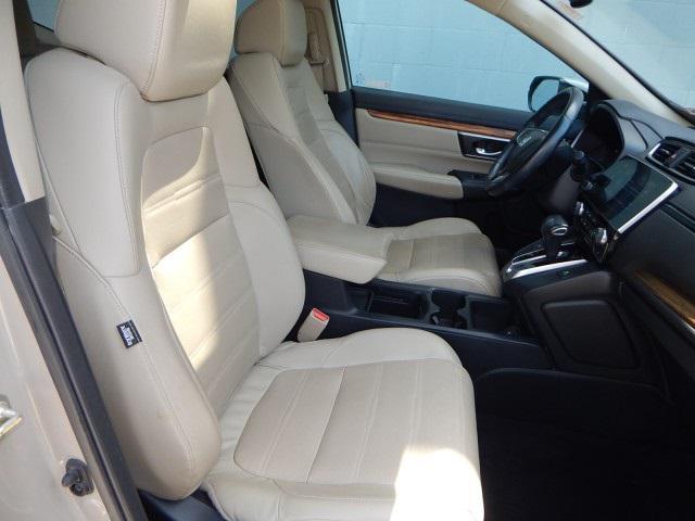 Photo of 2018 Sandstorm Metallic Honda CR-V