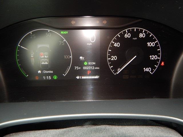 Photo of 2025 Solar Silver Metallic Honda CR-V Hybrid