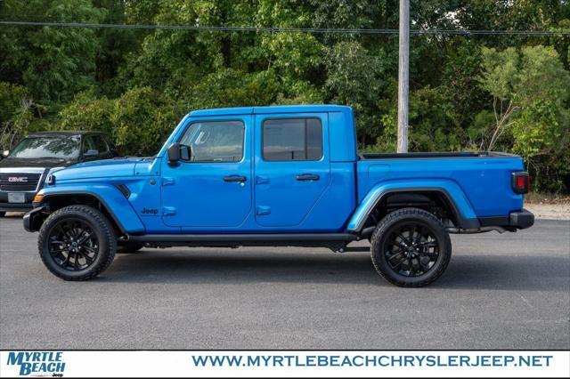 Photo of 2025 Hydro Blue Pearlcoat Jeep Gladiator