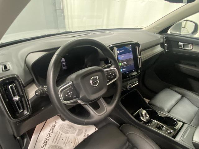 Photo of 2025 Silver Volvo XC40